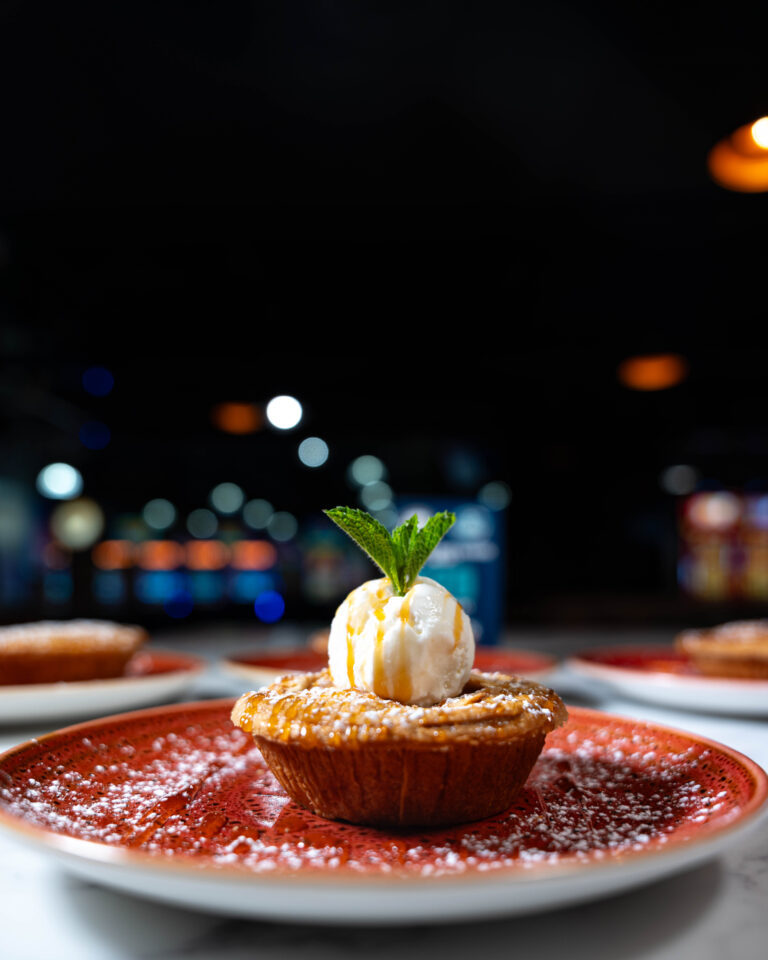 Apple Pie with Ice-Cream